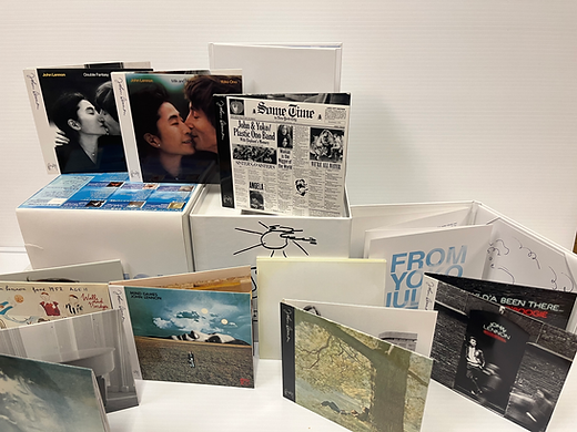 John Lennon - Signature Box (Book / White Cube Box)