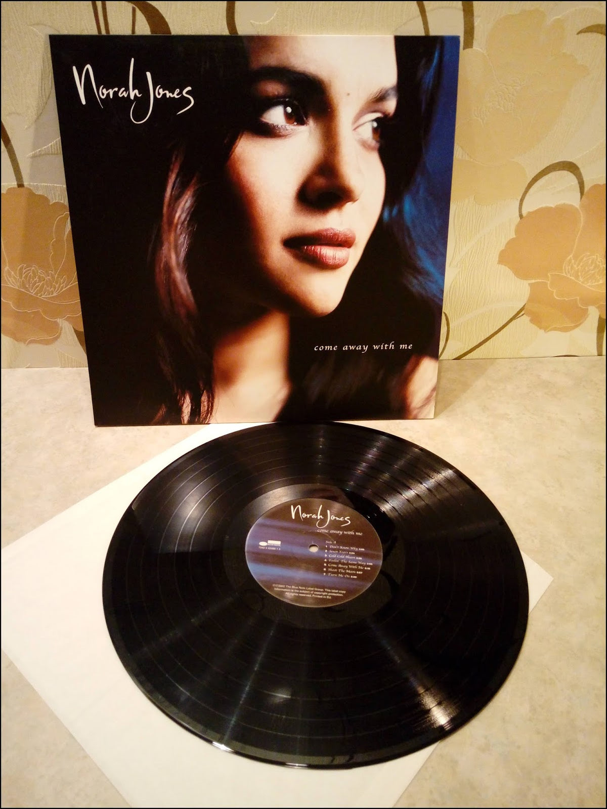Jones, Norah | Come Away With Me | 1LP Gatefold Sleeve front cover